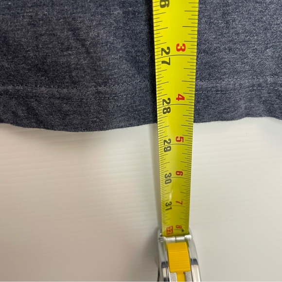 Disney crew neck graphic Tee Shirt Gray Colorful Graphics New - Picture 6 of 8